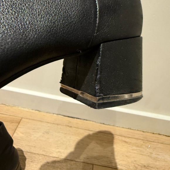Kenneth Cole Square Toe Black Ankle Boots - Picture 11 of 13